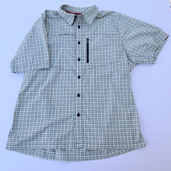The North Face Other - Men’s The North Face Short Sleeve Hiking Shirt Size Medium